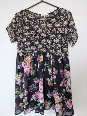 Monteau Los Angeles Size M Dress Rose Floral Print